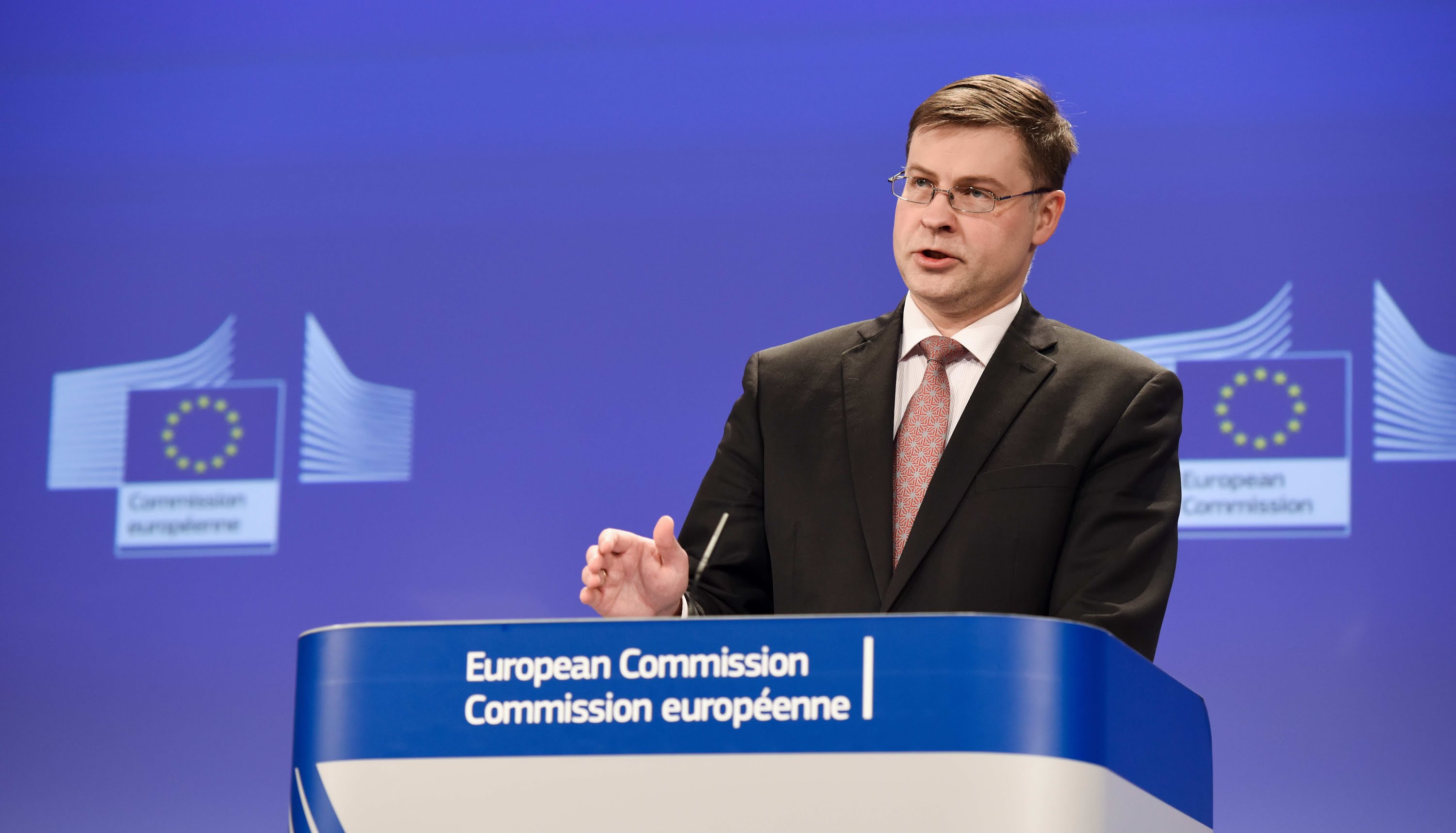 AB/ Dombrovskis: Basel anlaşması hala önemli, güvenilir çerçeve sürdürülmeli