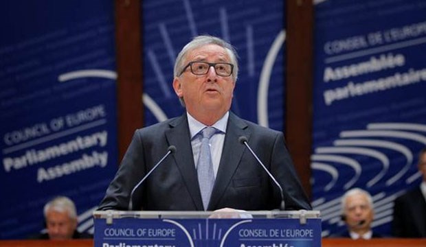 Juncker: Türkiye Avrupa'dan Uzaklaşıyor...